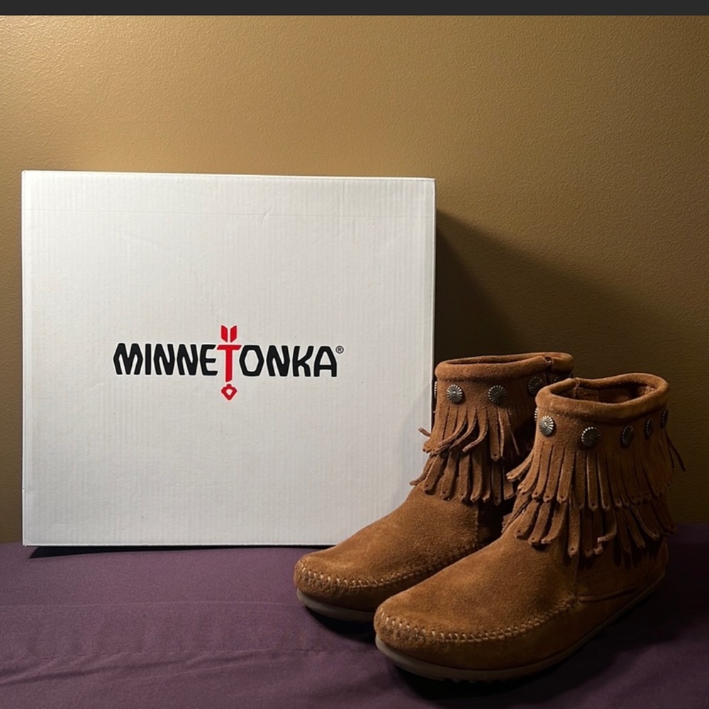 Minnetonka Double Fringe Side Zip Dusty Brown